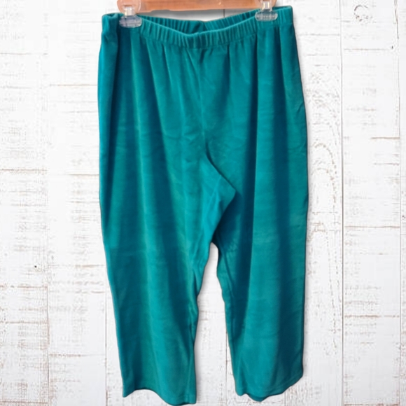 Teal Velvety 2pc Set w/ Sparkly Snowflakes by Links - Picture 8 of 10